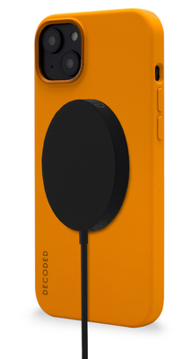 Decoded Silicone Case with MagSafe for iPhone 13 / iPhone 14 - orange